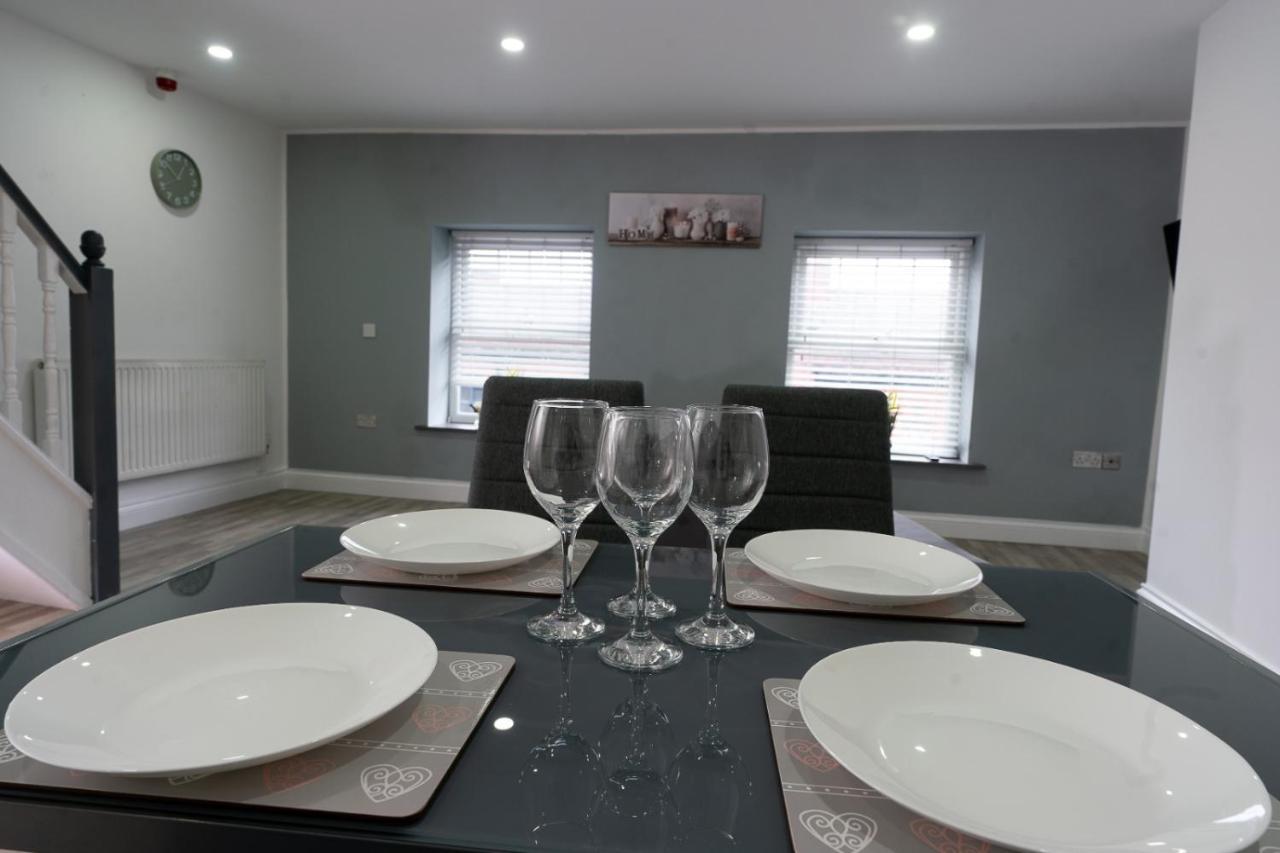 Modern Apartment In Liverpool City Centre Exterior photo