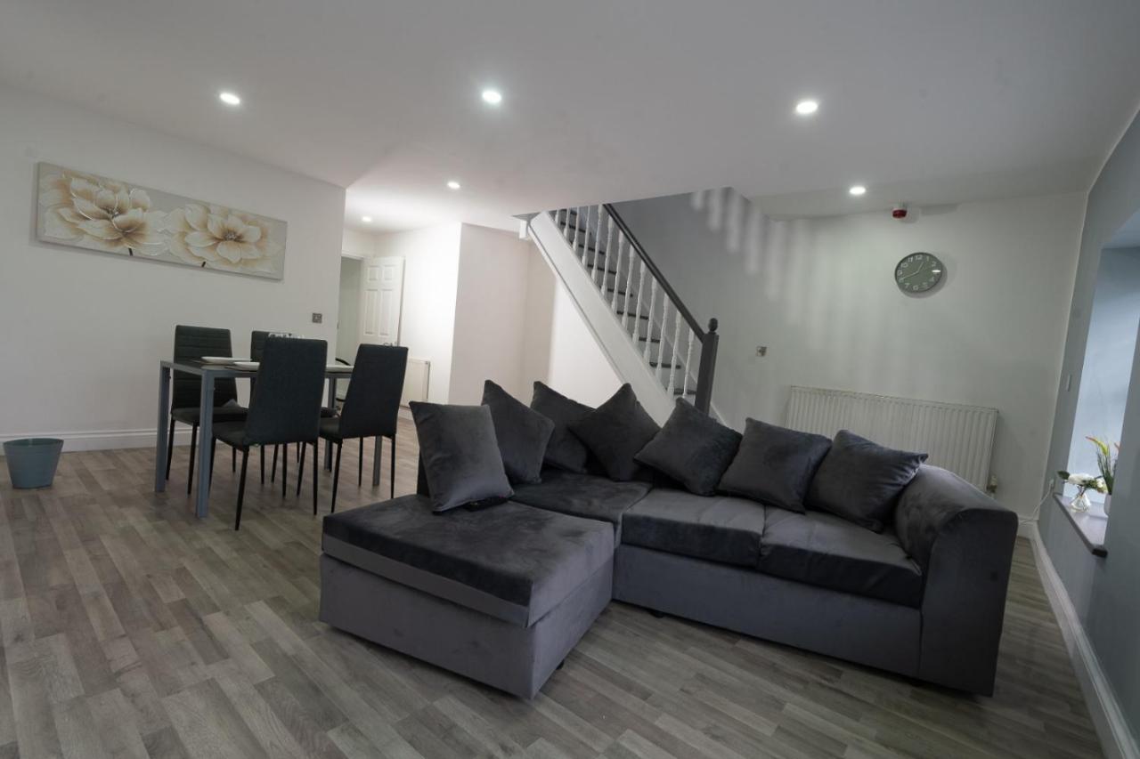 Modern Apartment In Liverpool City Centre Exterior photo